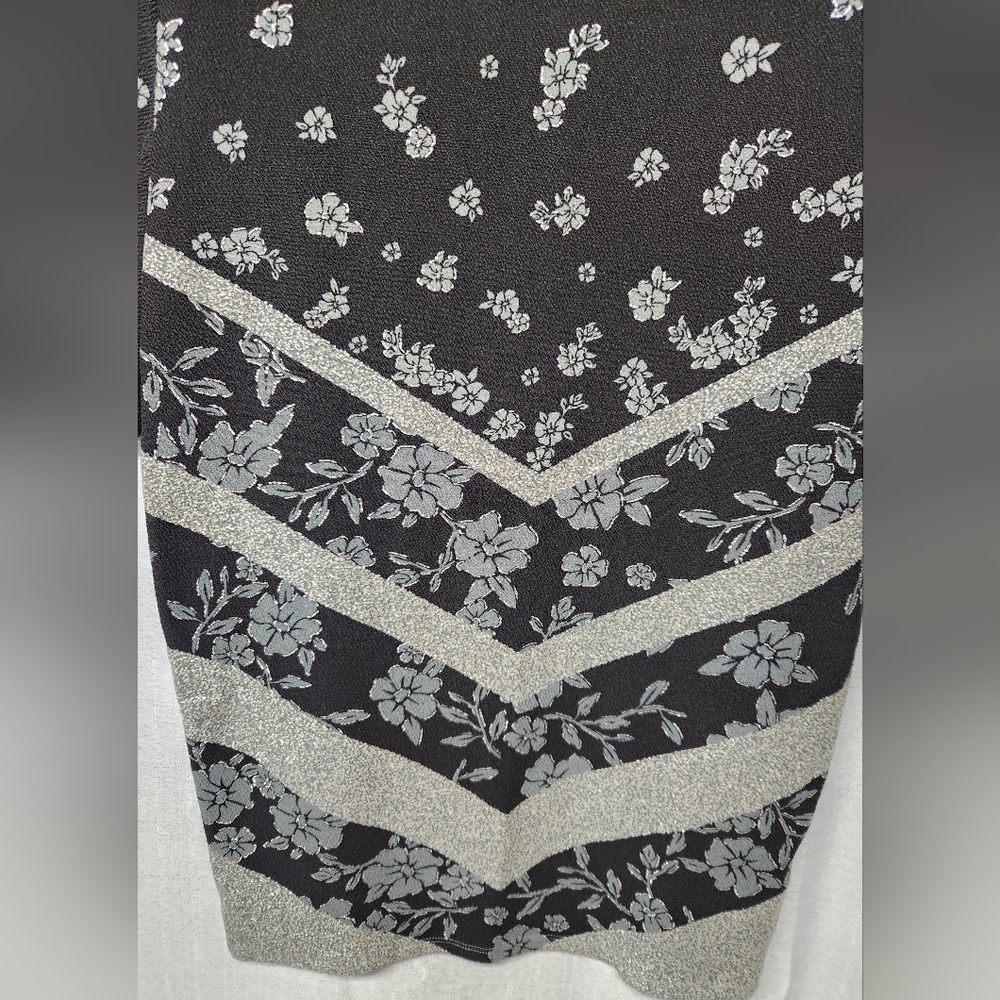 LULAROE- Black/Silver Patterned Long-sleeve Dressy Dress- Women's Size Small - Picture 6 of 7